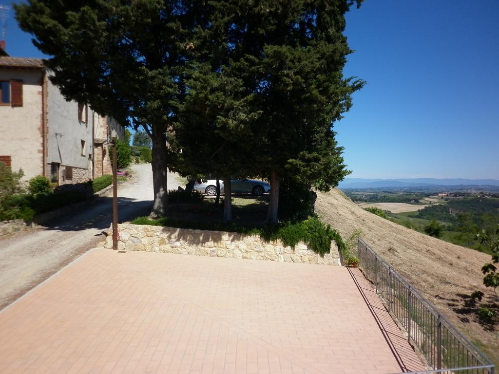 Podere Le Grotte Σαν Τζιμινιάνο Εξωτερικό φωτογραφία